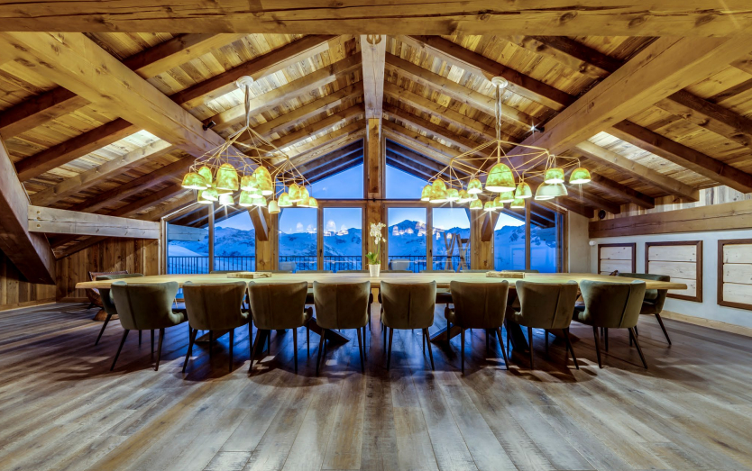 Surélévation des Verdet - Modern Alpine Apartments for Sale in Val d’Isère with high-ceilings - dining room